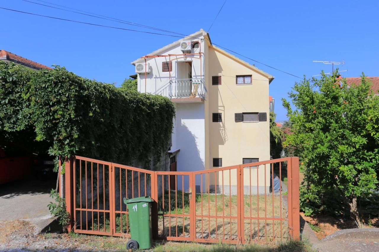 Apartments By The Sea Okrug Gornji, Ciovo - 1069 Trogir Exterior foto